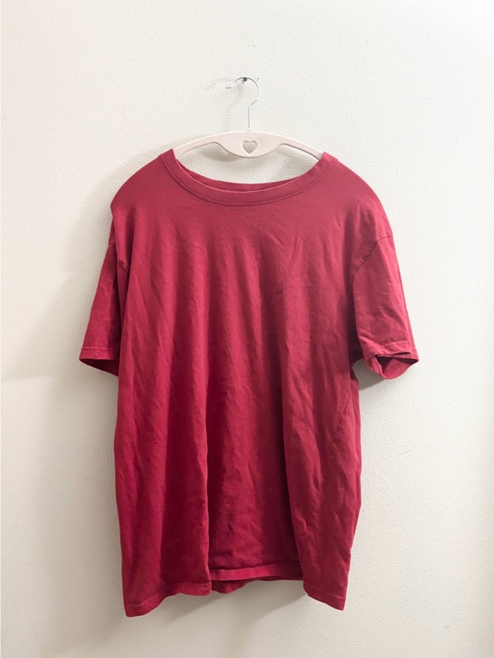 5/$15 🩷 MUST BUNDLE Spirit Men's Deep Red Short Sleeve Crew Tee